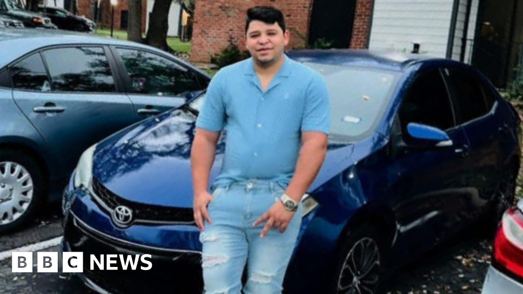Venezuelan man shot by ICE in Texas is charged with assault - BBC