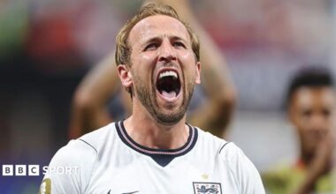 Harry Kane celebrating for England