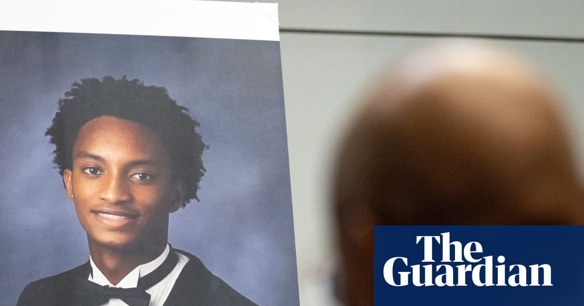 Civil rights lawyer Ben Crump releases data from Nolan Wells’ cellphone | Mississippi