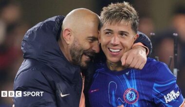 Enzo Maresca hugs Enzo Fernandez during their time at Chelsea