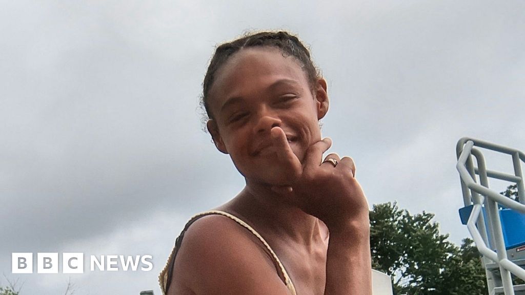 Black woman found hanging from tree was dead before body was 'staged', US media reports - BBC