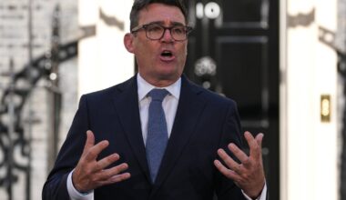 Reform UK Crypto Donation: How £72m Windfall Trigger An Early General Election