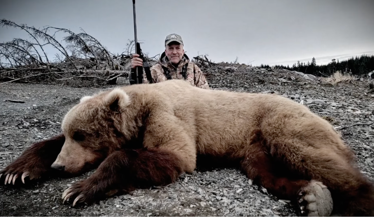 Sen. Dan Sullivan (R-Alaska) shot a bear.