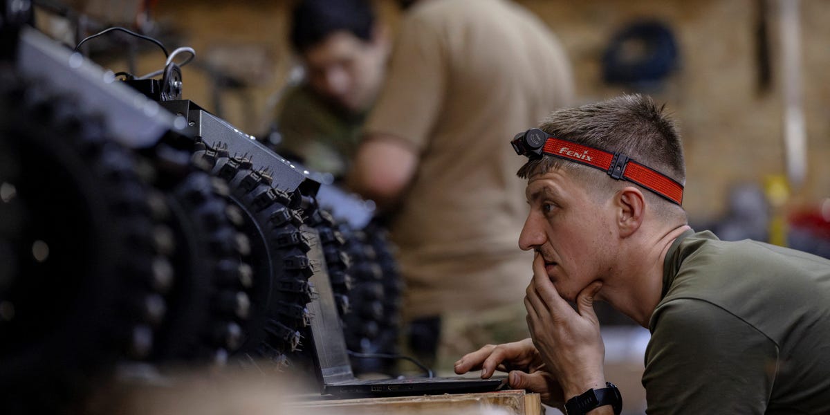 Ukraine Unit Explains Why Troops Attack in Day and Use Robots at Night