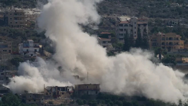 Israeli strikes kill three, injure 23 in south and east Lebanon｜Arab News Japan