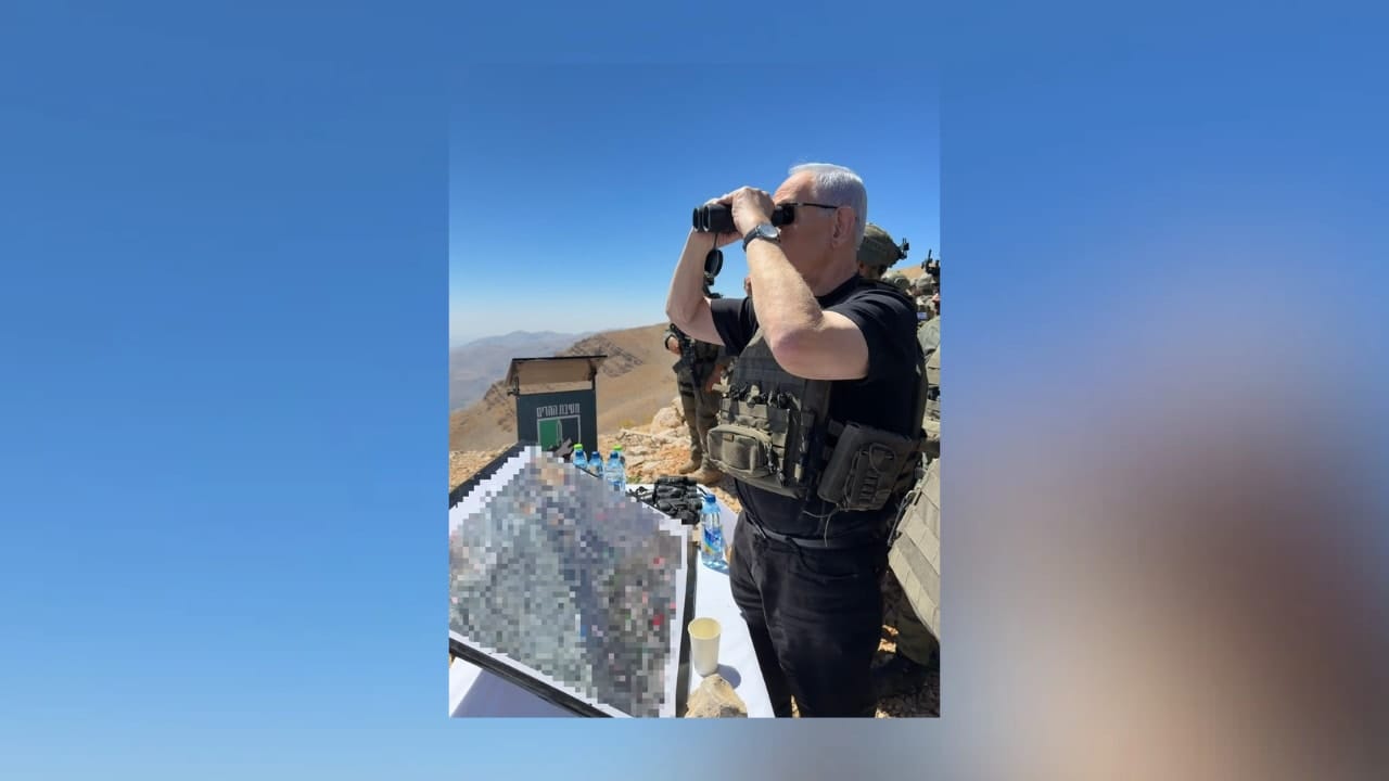 Prime Minister Netanyahu on Mount Hermon, overlooking Syria during a tour briefing him and the Defense Minister Israel Katz on the situation with Syria.