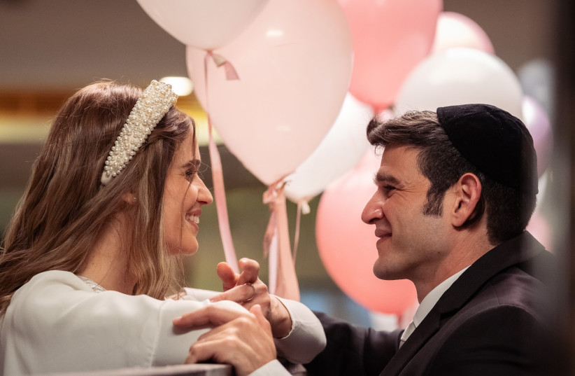 NIV SULTAN (left) and Maor Schwietzer in ‘Matchmaking 3.’