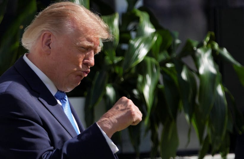 US President Donald Trump attends Presidents Cup at the Medinah Country Club Sunday, 27th September 2026