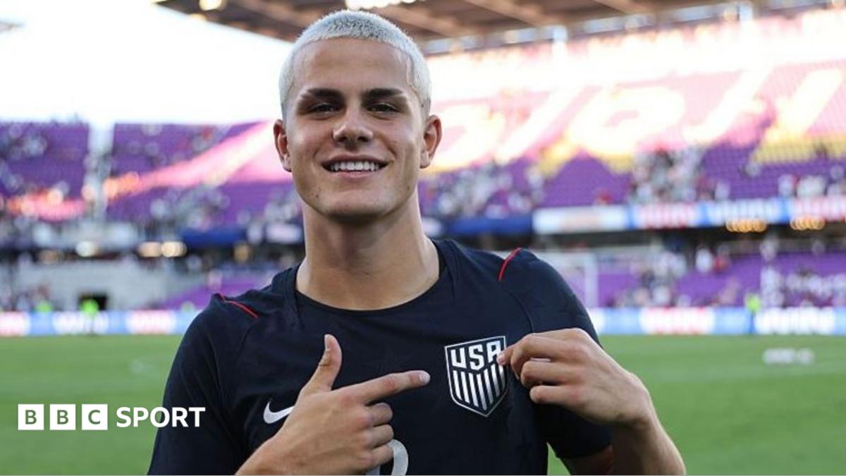 Cavan Sullivan playing for the United States
