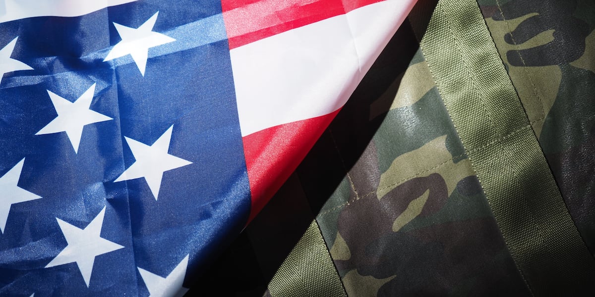 1 dead, 13 National Guard members hurt in Oregon crash