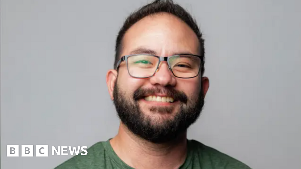 New York Times executive fatally shot allegedly by elderly in-laws - BBC