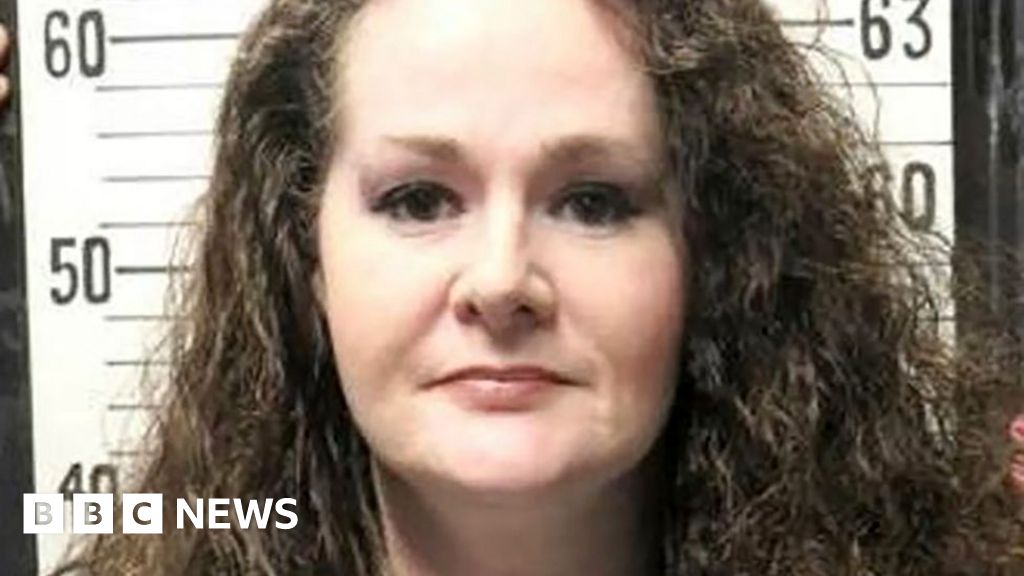 Time running out for Tennessee killer Christa Pike who says she's too damaged for death row - BBC