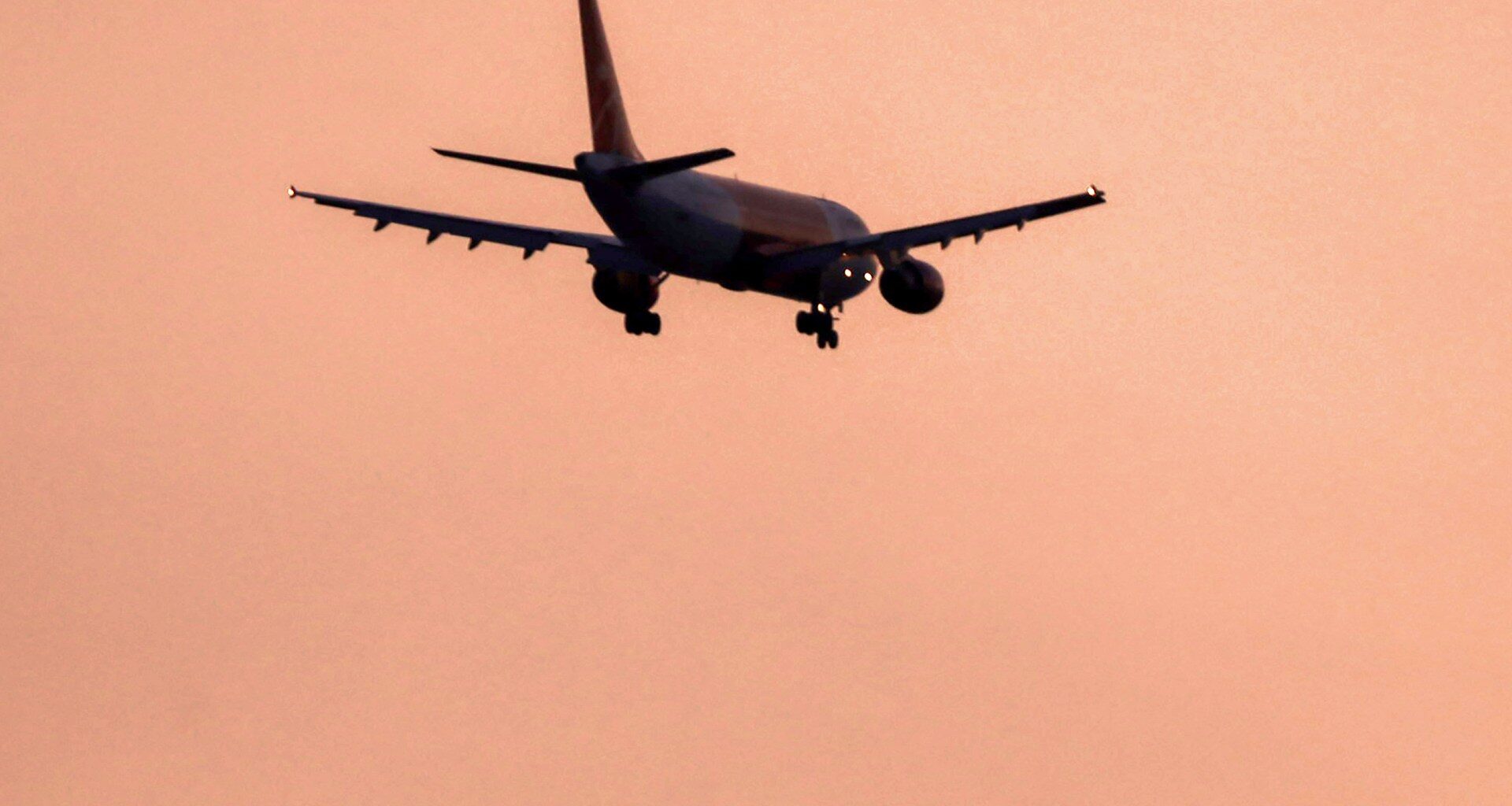 Iraqi airports halt Iranian flights after new US aviation sanctions | US-Israel war on Iran News