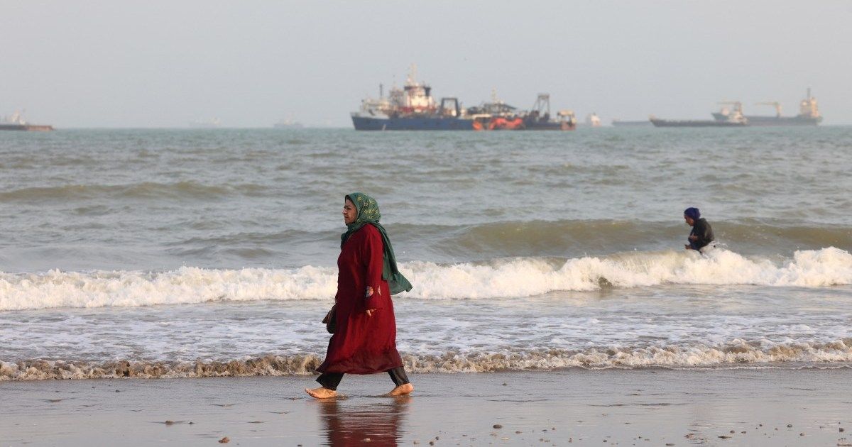 Oil prices climb as US, Iranian attacks stoke fears of escalation | Oil and Gas