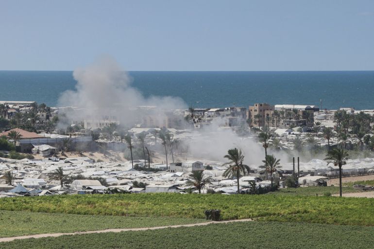 Smoke billows from a site targeted by an Israeli strike in Al-Mawasi area of Khan Yunis in the southern Gaza Strip on September 25, 2026 [Bashar Taleb/AFP]