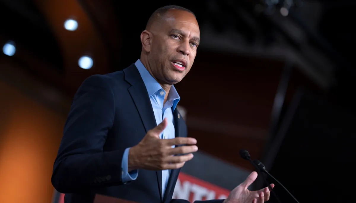 Democrats condemn anti-Israel journalist who called Jeffries 'AIPAC monkey'