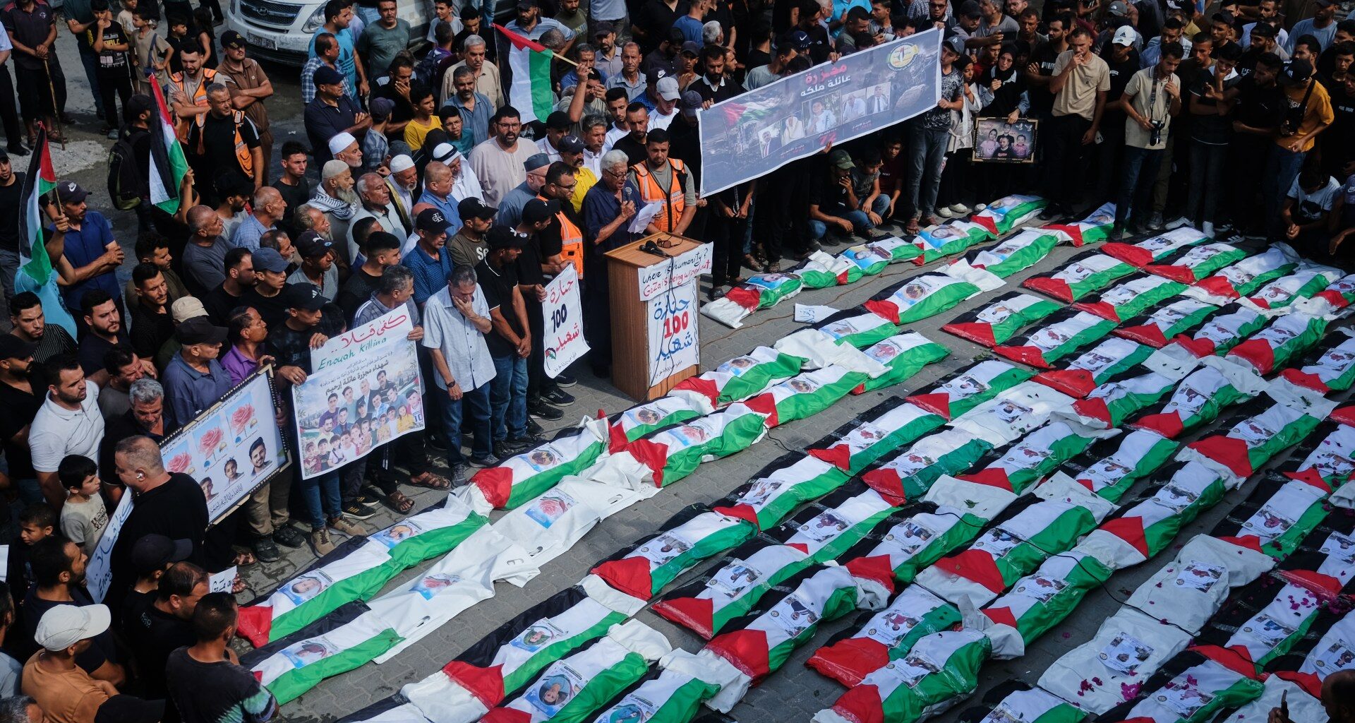 Palestinians in Gaza bury remains of 100 people recovered from rubble | Gaza News