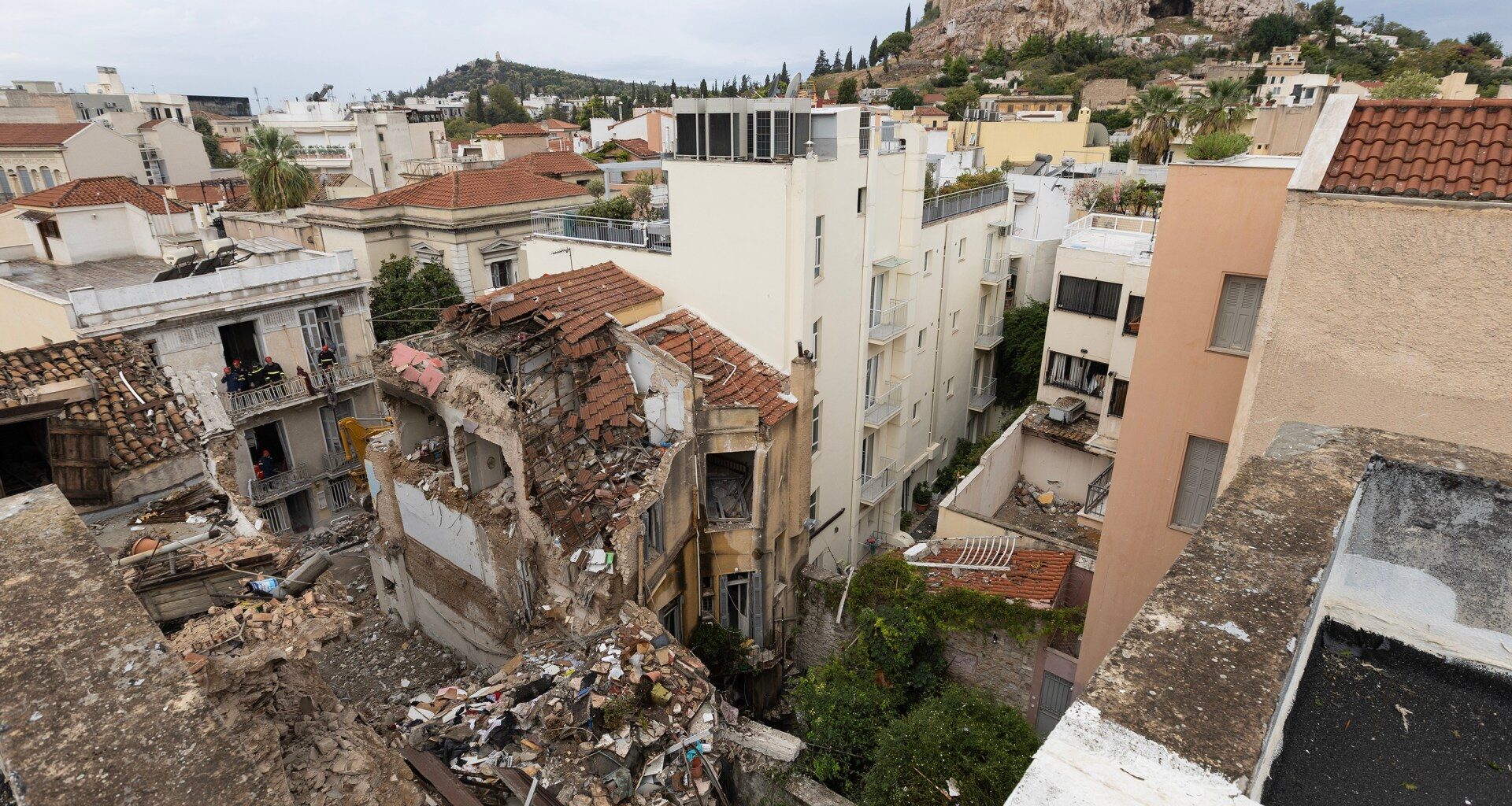 Four American tourists among 6 killed in suspected gas leak blast in Athens | News