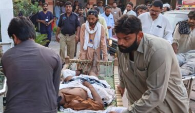Suicide bombing in Pakistan’s Dera Ismail Khan kills at least 12 people | Armed Groups News