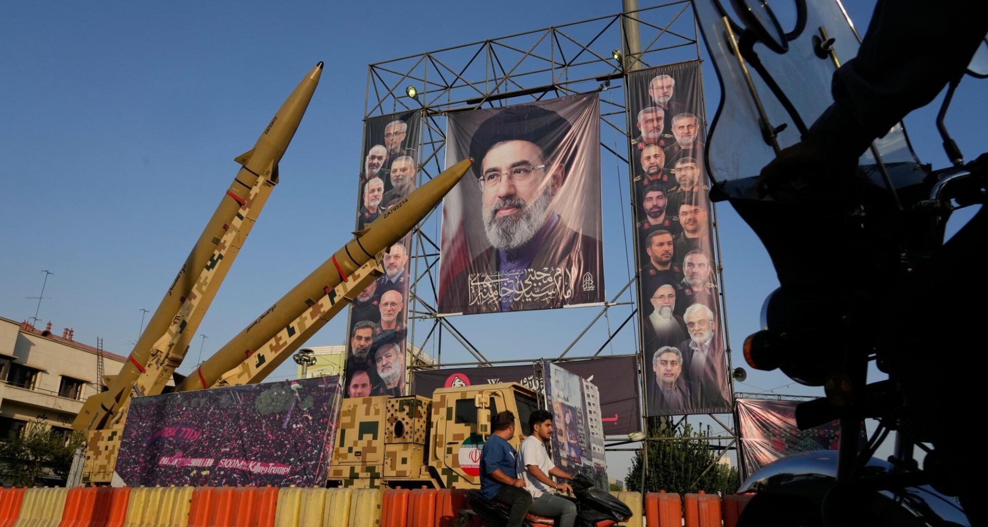 Iran's currency hits new record low, as war erodes economic stability