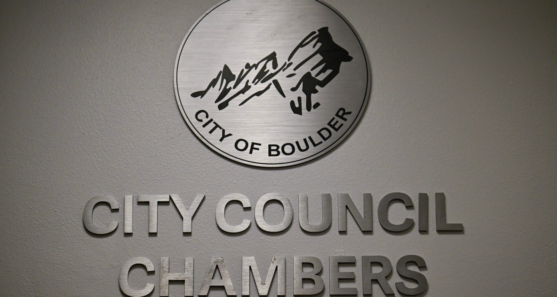 Bring fiscal prudence back to the City of Boulder; vote against Iran war; AI dominance (Letters)