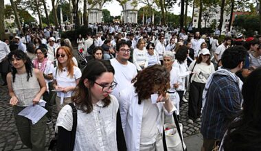 Yom Kippur vigil in Brooklyn see hundreds mourn lives lost in Israel-Hamas war in Gaza