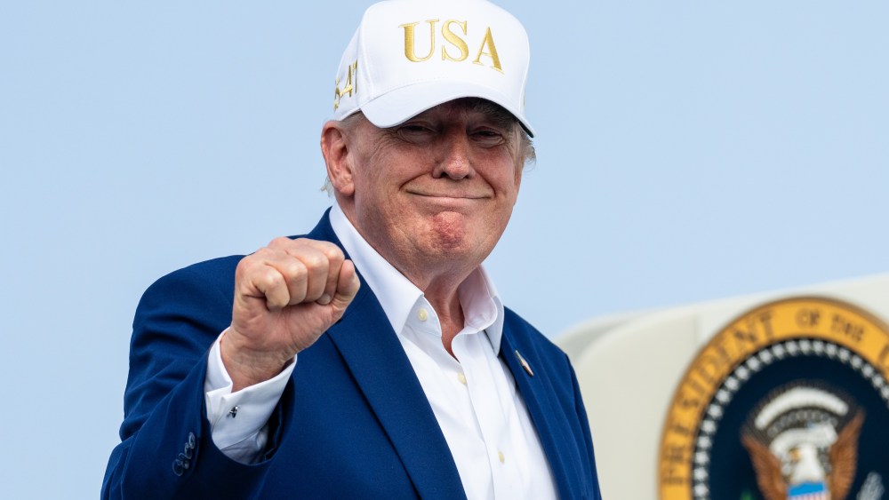Trump Endorses U.S. Tax Incentive to Keep Hollywood Production