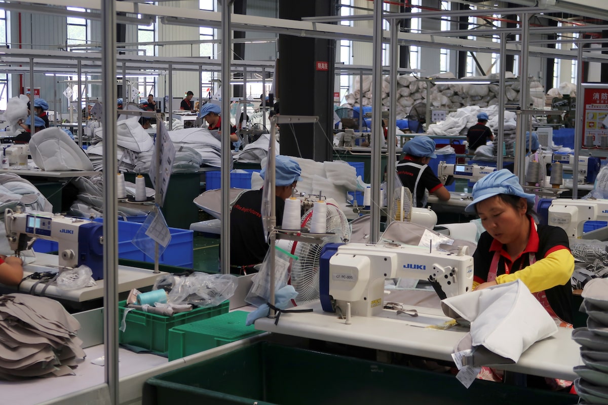 U.S., China each cut tariffs on $30-billion of goods after Trump-Xi meeting