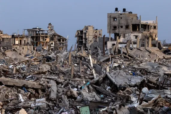 The damaged buildings among the rubbles (Photo: Nir Elias/Reuters)