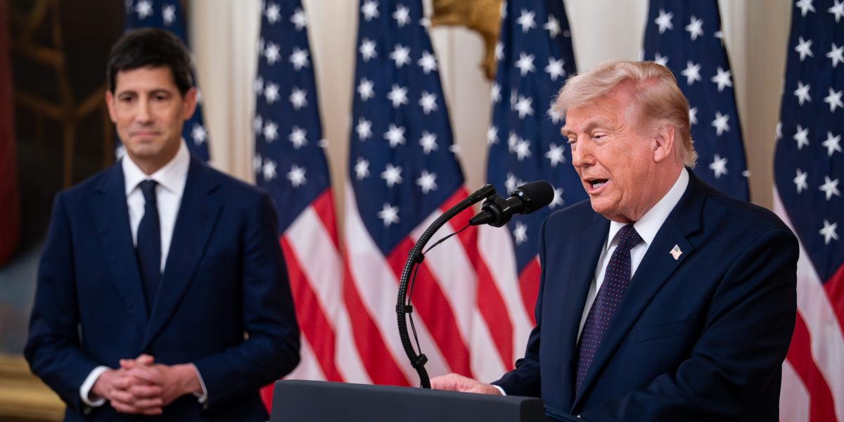 Trump blames politics rather than inflation for latest Fed hike