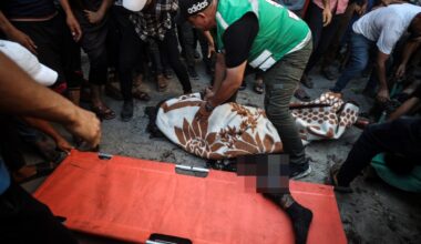Israel kills 3 in Gaza as far-right minister plans for Palestinian removals | Israel-Palestine conflict News
