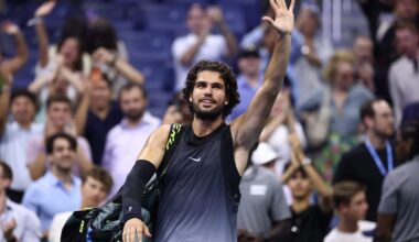 Carlos Alcaraz lost his U.S. Open title at 3:33 a.m. Then he grinned like a Cheshire cat