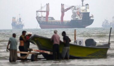 Temporary Hormuz solution deferred as Iran-Arab summit falls through | GCC