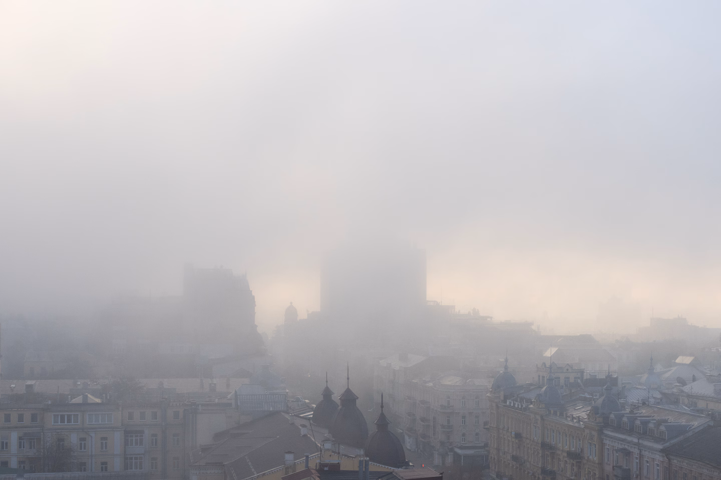 Kyiv wakes up in fog of war as strikes set off unusual meteorological effect - The Washington Post