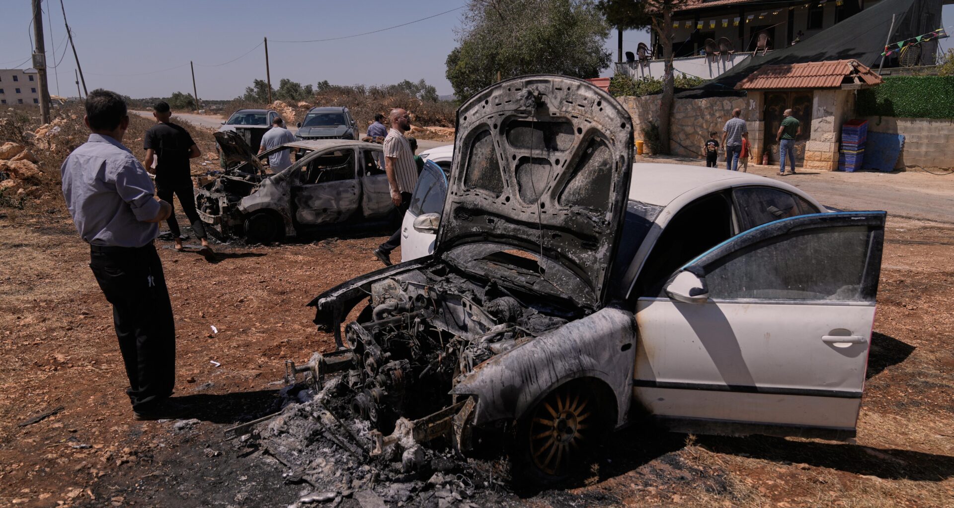 Condemn violence by Israeli settlers in West Bank