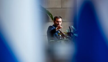 The persistence of Paul St-Pierre Plamondon brings the PQ to a critical point