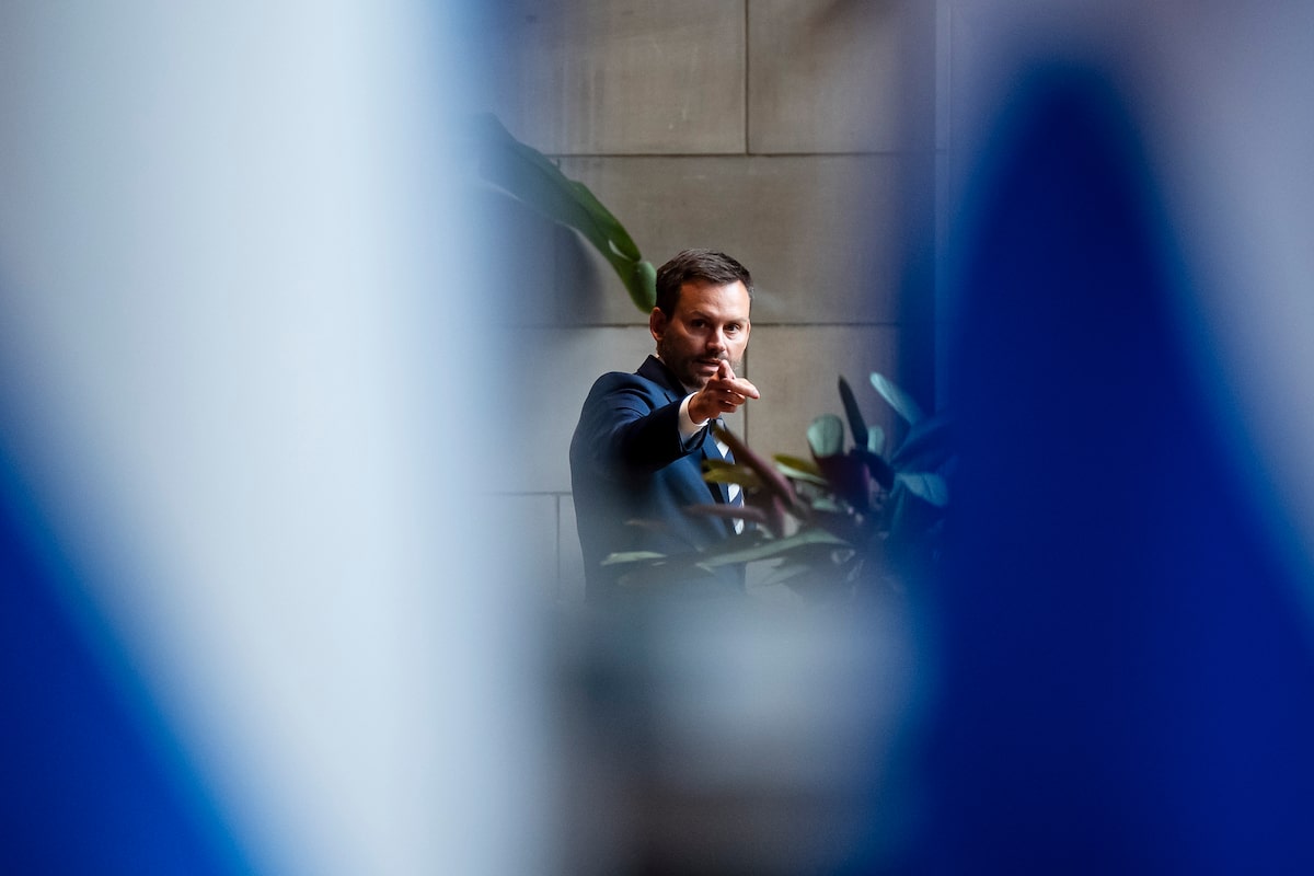 The persistence of Paul St-Pierre Plamondon brings the PQ to a critical point