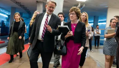 Sen. Gary Peters, headed for academia, says he’s confident El-Sayed will win seat