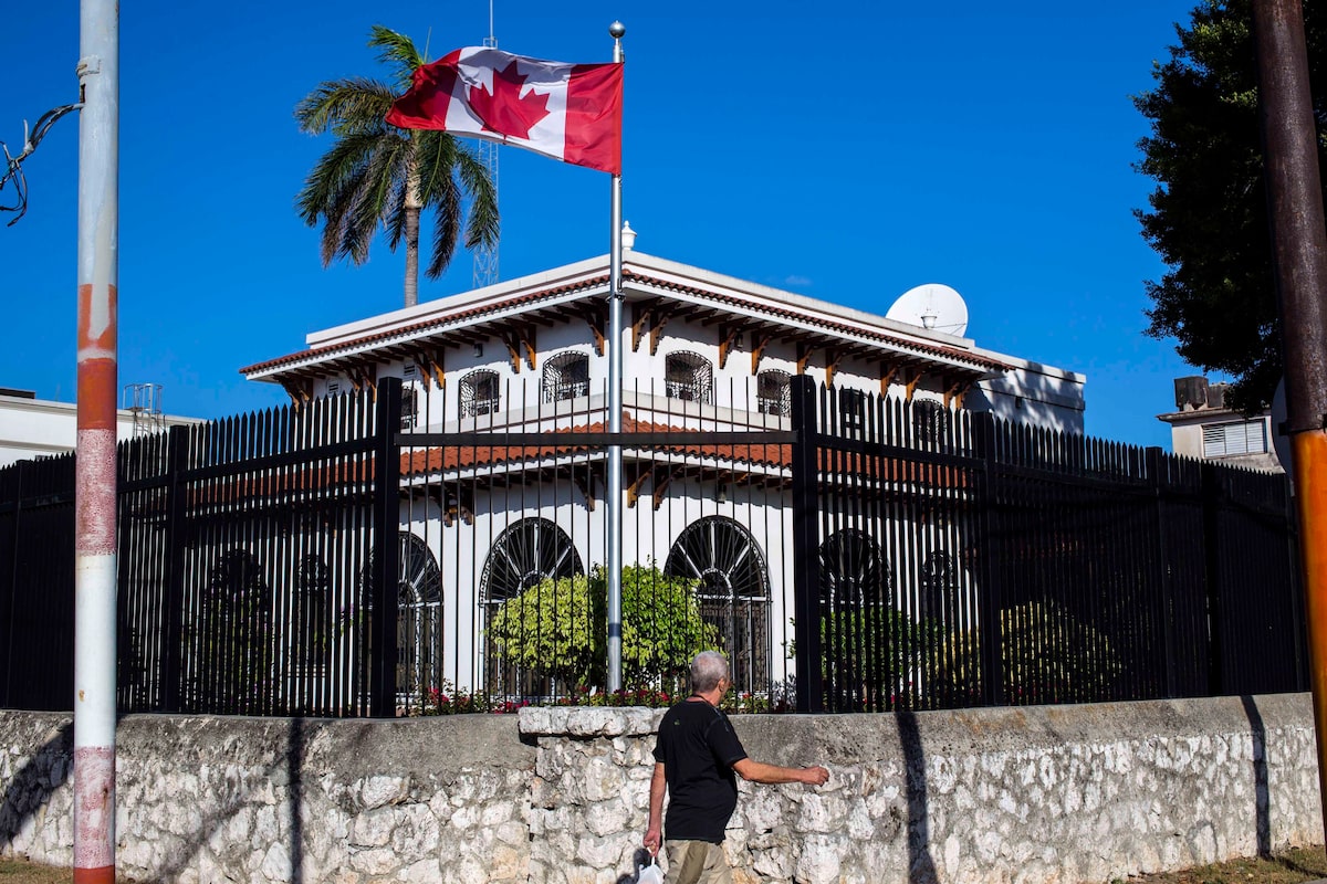 Canadians were spying for U.S. in Cuba at time of alleged sonic attacks: source