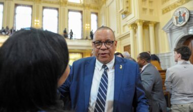 Caldwell digs in, with ex-attorney general advising him