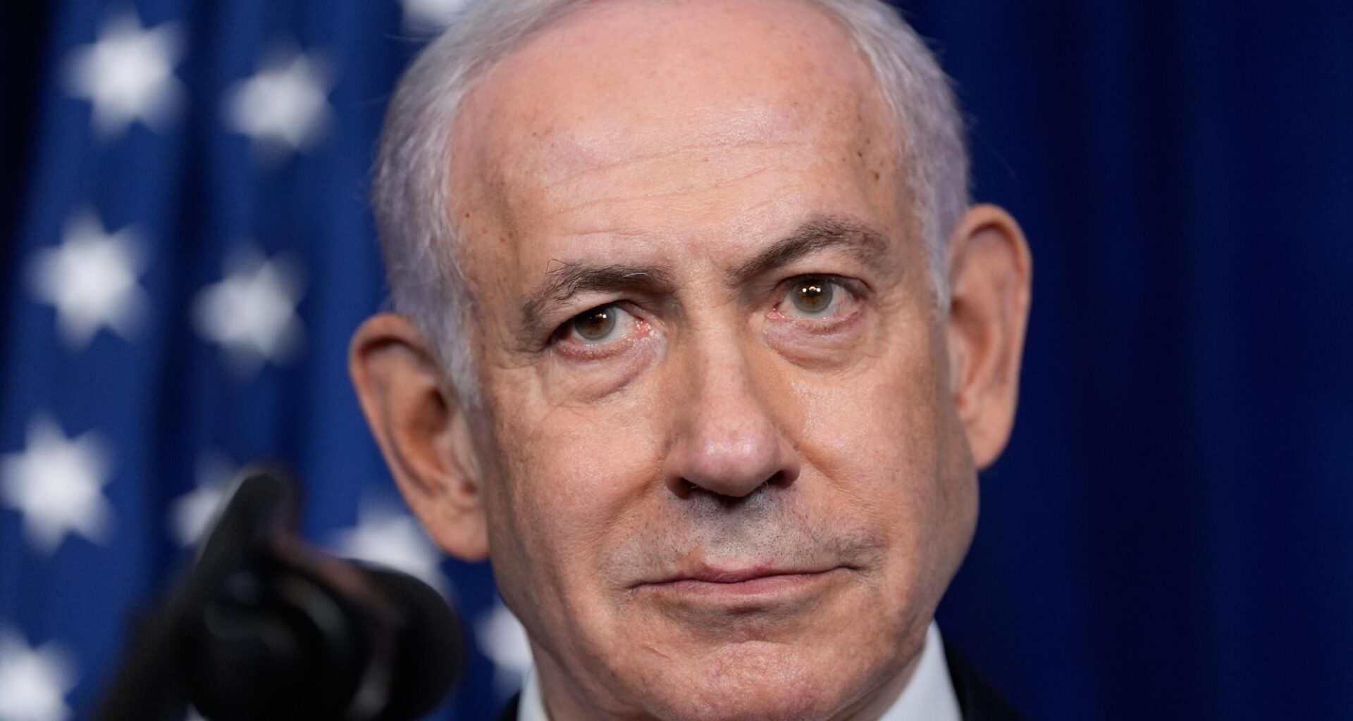 Netanyahu meets Emirati leader in secret trip, other Mideast news