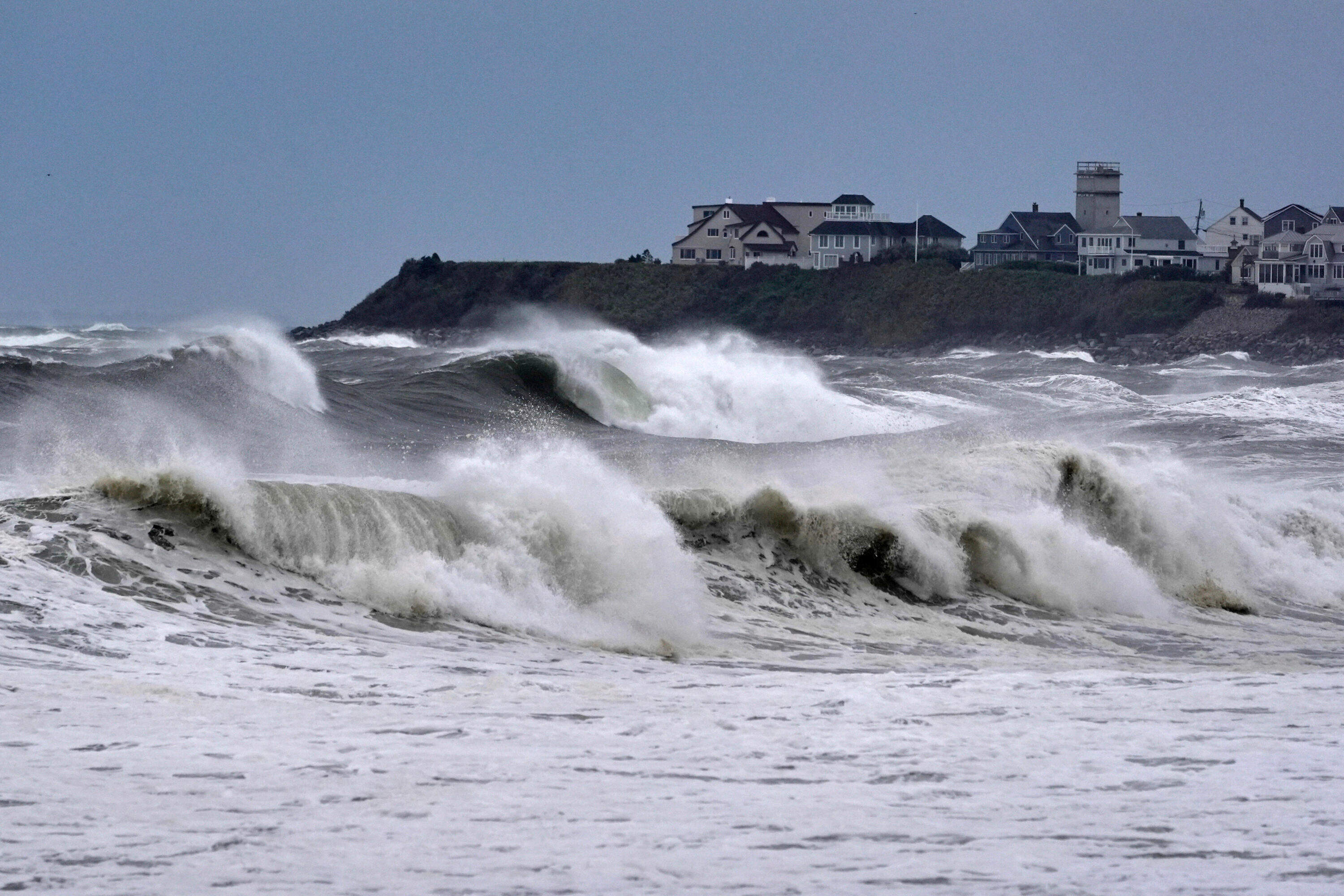 The Atlantic ocean's heavy surf rolls in Saturday, Sept. 26, 2026, in Hampton, N.H. (Robert F. Bukaty/AP)