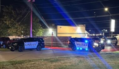 College Station police investigating early morning shooting at apartment complex
