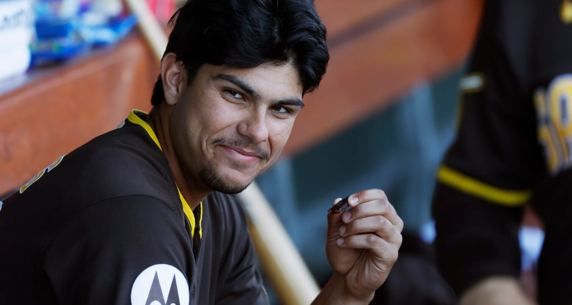 Padres to call up 20-year-old top prospect Ethan Salas