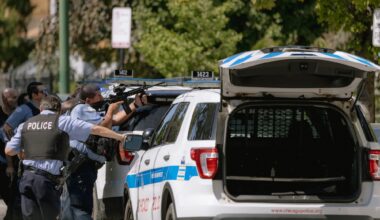 SWAT Standoff Breaks Out On Former Mayor Lori Lightfoot's Logan Square Block, Police Say