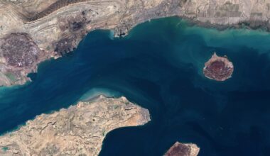 Iran strikes Kuwait in retaliation for U.S. bombardments, and other Mideast news