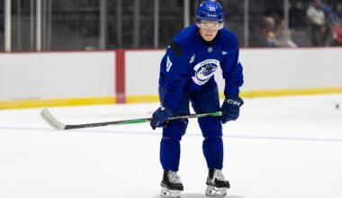 Canucks cut Braeden Cootes from preseason roster; assigned to AHL Abbotsford