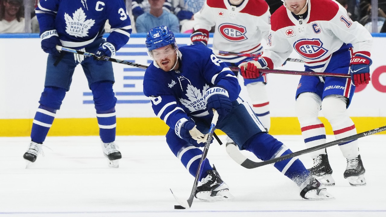 10 thoughts on Maple Leafs after opening night: New guys a mixed bag