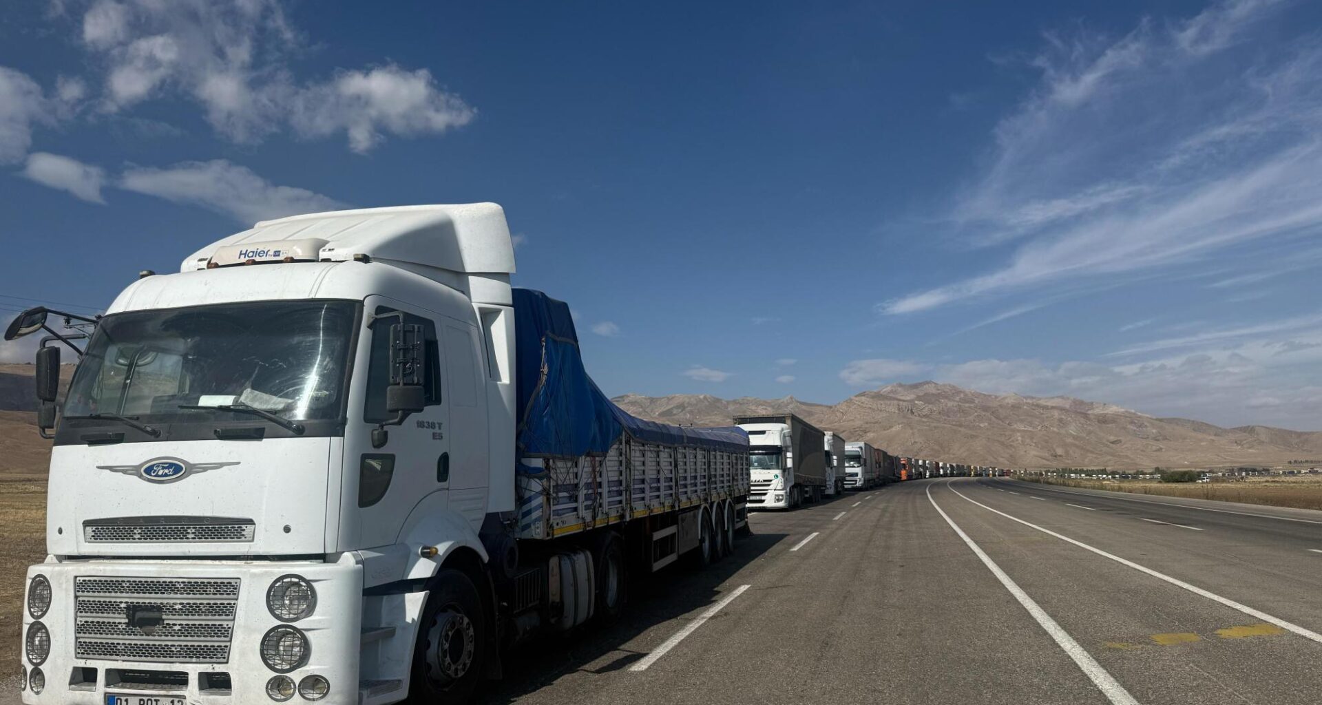 Hundreds of trucks jam Turkey-Iran border crossing with trade overland