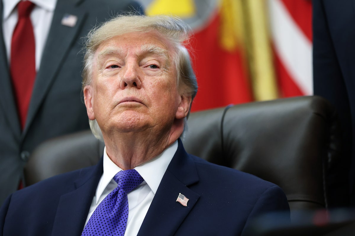Trump expects Canada to cave in trade war as Stelco cites tariffs for layoffs